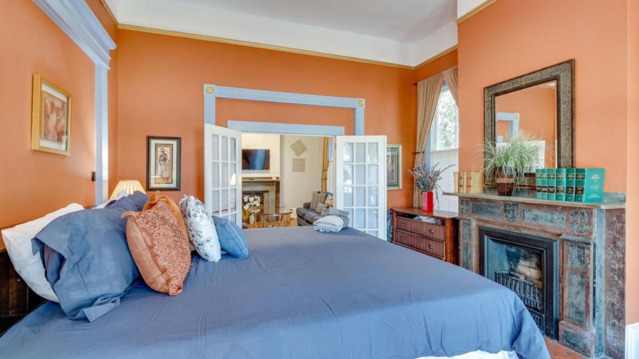 サバンナElegant 2 Bed Directly On Forsyth Parkアパートメント エクステリア 写真