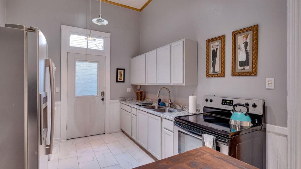 サバンナElegant 2 Bed Directly On Forsyth Parkアパートメント エクステリア 写真